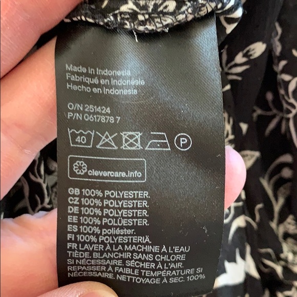 H&M Blouse - Picture 5 of 8